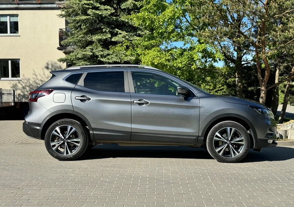Nissan Qashqai cena 86000 przebieg: 63851, rok produkcji 2021 z Gdańsk małe 106